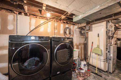 121 Westwood Lane, Blue Earth, MN 56013