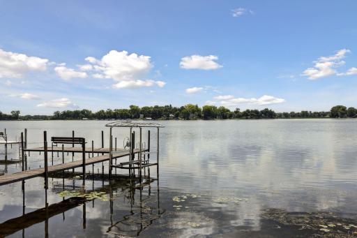 4805 Island View Drive, Mound, MN 55364