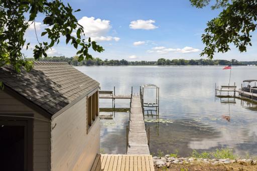 4805 Island View Drive, Mound, MN 55364