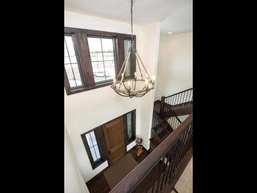 1711 Shoreline Boulevard, Shakopee, MN 55379