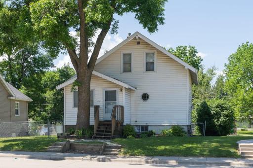 212 4th Street NW, Montgomery, MN 56069