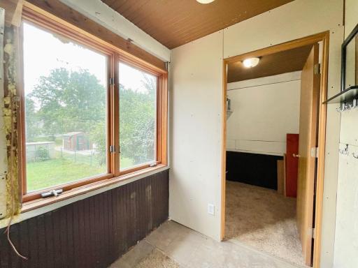 212 4th Street NW, Montgomery, MN 56069