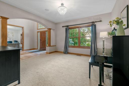 9427 Elm Court, Prior Lake, MN 55372