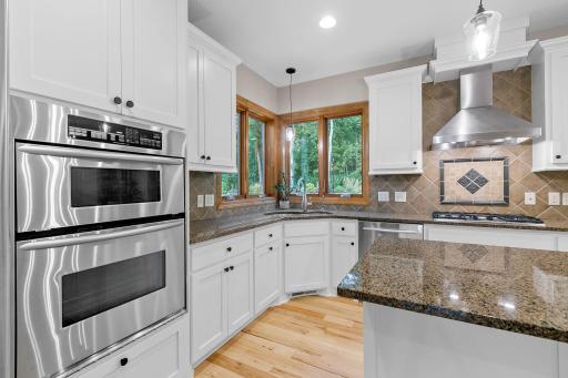 9427 Elm Court, Prior Lake, MN 55372