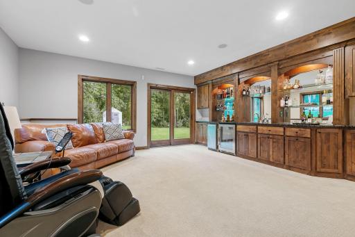 9427 Elm Court, Prior Lake, MN 55372