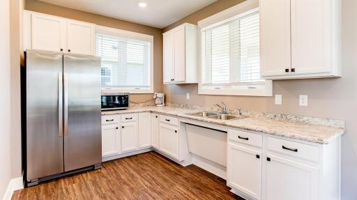 Clubhouse kitchenette - ample space for snack prep and beverages!