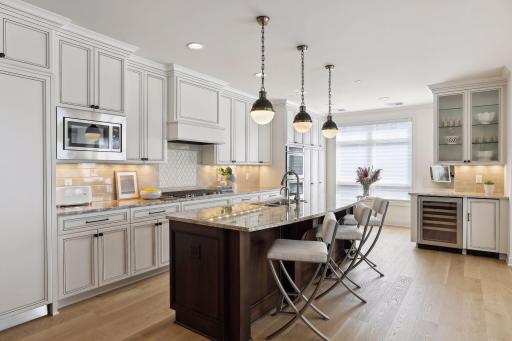 875 Lake Street N, 310, Wayzata, MN 55391