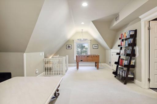 1009 Summit Avenue, Saint Paul, MN 55105