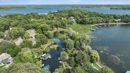 45 Willow Wood Drive, Excelsior, MN 55331