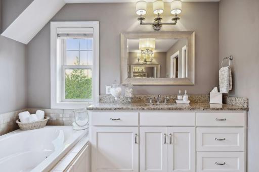 517 Big Woods Boulevard, Chanhassen, MN 55317