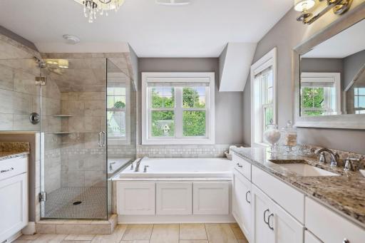 517 Big Woods Boulevard, Chanhassen, MN 55317