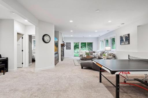 517 Big Woods Boulevard, Chanhassen, MN 55317