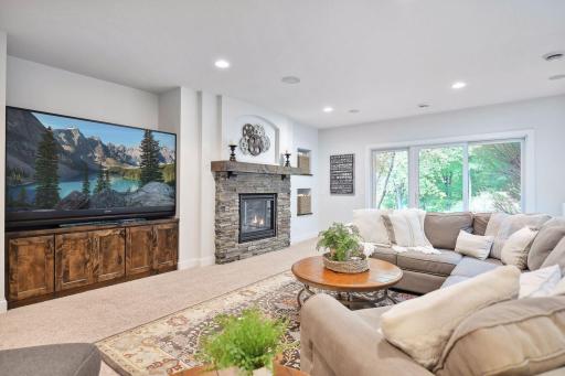 517 Big Woods Boulevard, Chanhassen, MN 55317