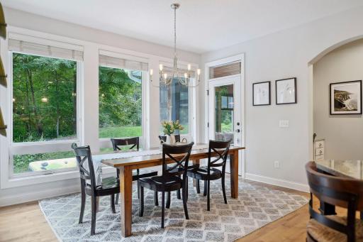 517 Big Woods Boulevard, Chanhassen, MN 55317