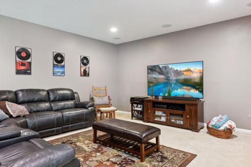 7100 Gunflint Trail, Chanhassen, MN 55317