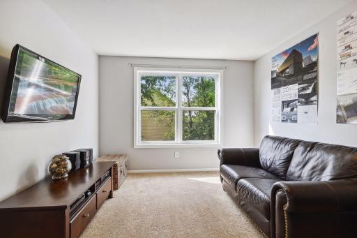 7100 Gunflint Trail, Chanhassen, MN 55317