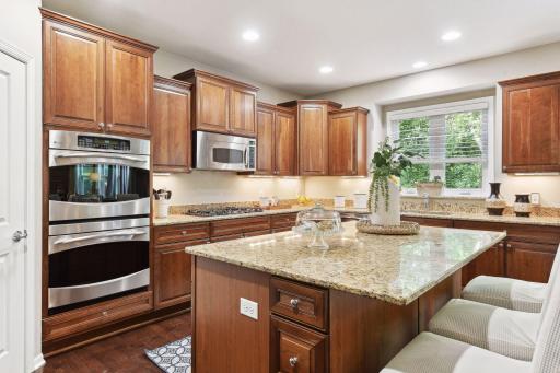 7100 Gunflint Trail, Chanhassen, MN 55317