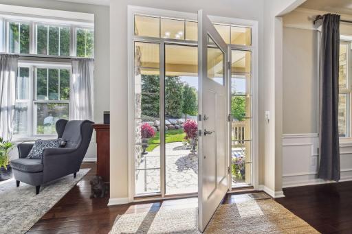 7100 Gunflint Trail, Chanhassen, MN 55317