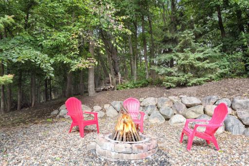 7100 Gunflint Trail, Chanhassen, MN 55317