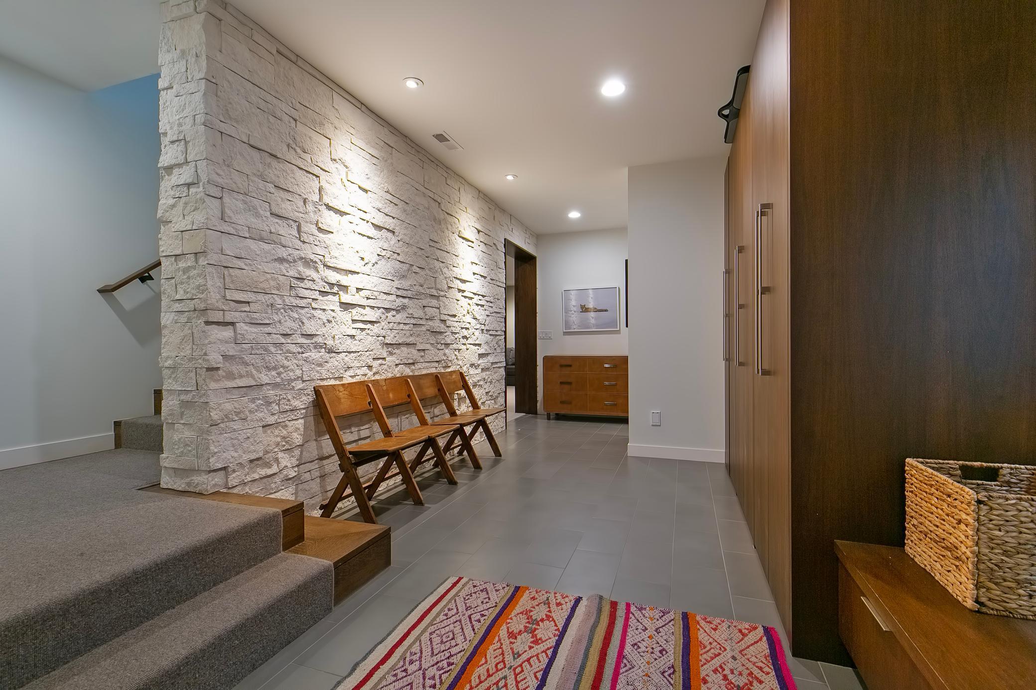 Mudroom // Lower-Level
