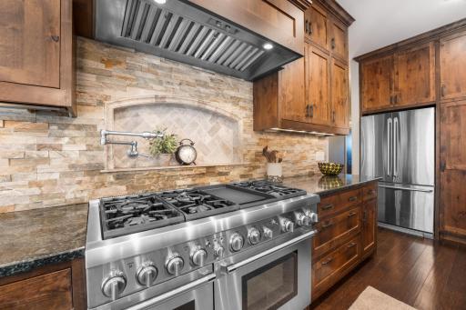 6445 Nathan Road, Carver, MN 55315