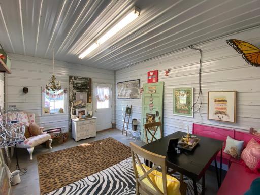 Craft room in barn