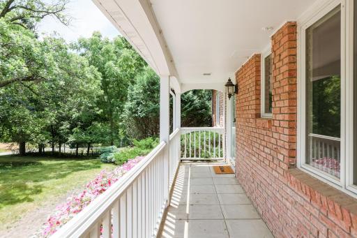 covered front entry.jpg