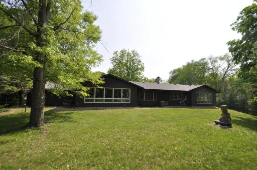 2115 Merrihills Drive SW, Rochester, MN 55902