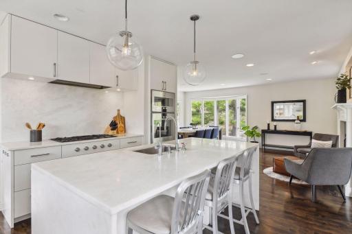 4804 W Sunnyslope Road, Edina, MN 55424