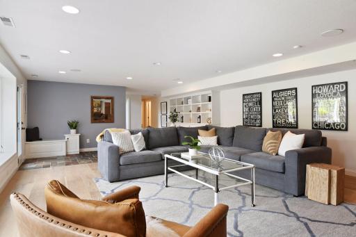 4804 W Sunnyslope Road, Edina, MN 55424