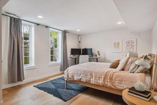 4804 W Sunnyslope Road, Edina, MN 55424