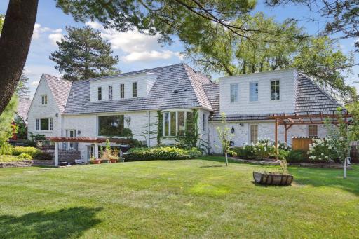 4804 W Sunnyslope Road, Edina, MN 55424