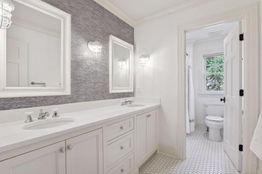 Photo for 5509 Park Place, Edina, MN 55424 - Listing #6428516 5509 Park Place, Edina, MN 55424