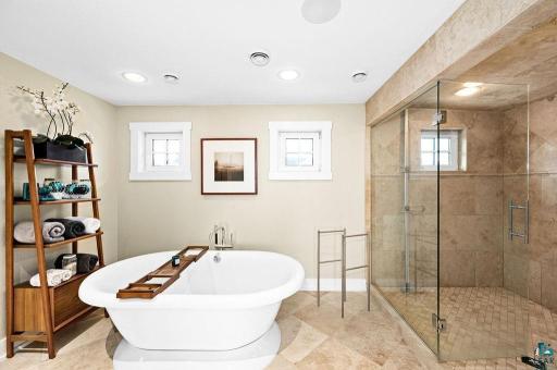 3725 N Ridge Road, Duluth, MN 55804