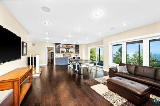 3725 N Ridge Road, Duluth, MN 55804