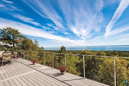 3725 N Ridge Road, Duluth, MN 55804