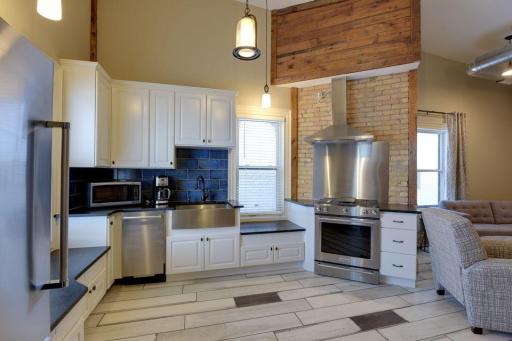 1802 11th Avenue S, Minneapolis, MN 55404