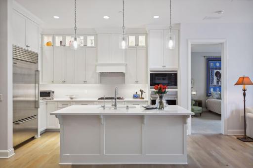 935 Lake Street E, 208, Wayzata, MN 55391