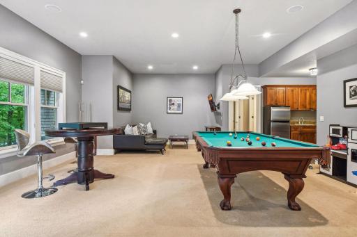 5940 Lake Linden Court, Excelsior, MN 55331