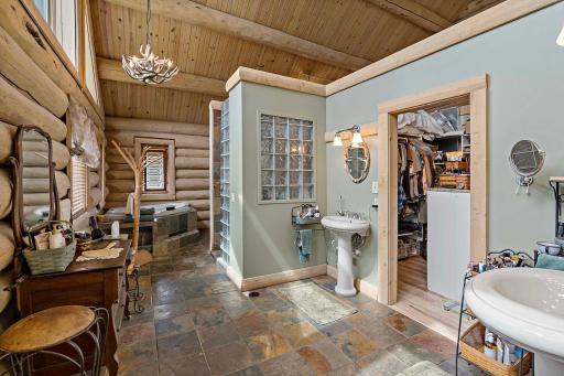 9762 230th Street E, Lakeville, MN 55044