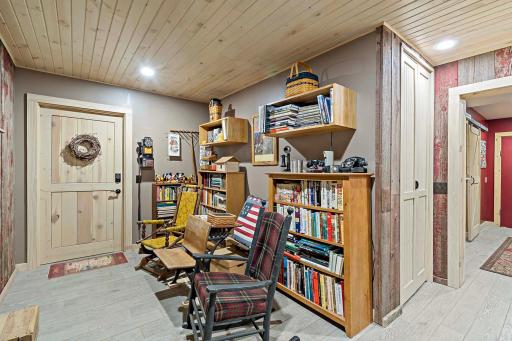 9762 230th Street E, Lakeville, MN 55044