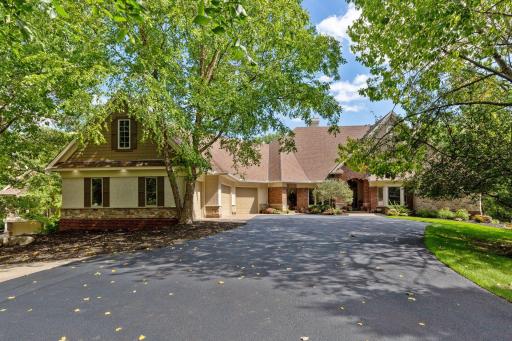 9690 Towering Oaks Curve, Prior Lake, MN 55372