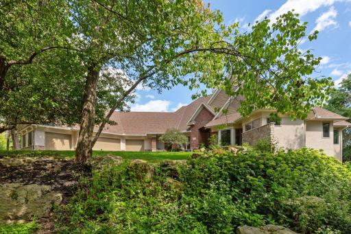 9690 Towering Oaks Curve, Prior Lake, MN 55372