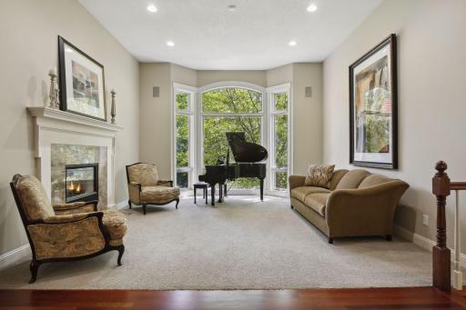 9690 Towering Oaks Curve, Prior Lake, MN 55372