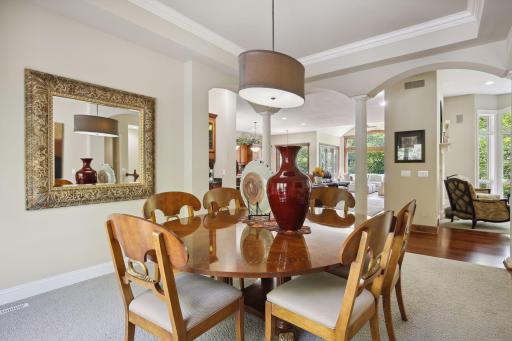 9690 Towering Oaks Curve, Prior Lake, MN 55372
