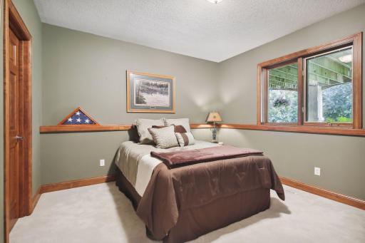 9690 Towering Oaks Curve, Prior Lake, MN 55372