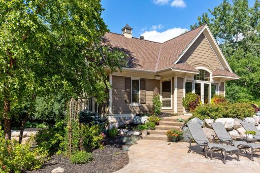 9690 Towering Oaks Curve, Prior Lake, MN 55372