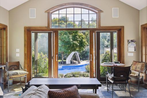 9690 Towering Oaks Curve, Prior Lake, MN 55372