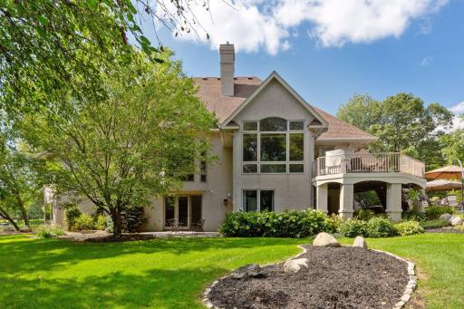 9690 Towering Oaks Curve, Prior Lake, MN 55372