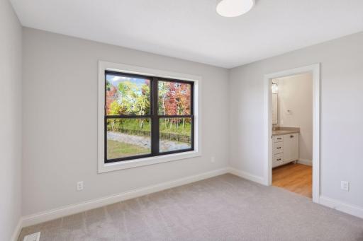 1898 Della Drive, Chanhassen, MN 55317